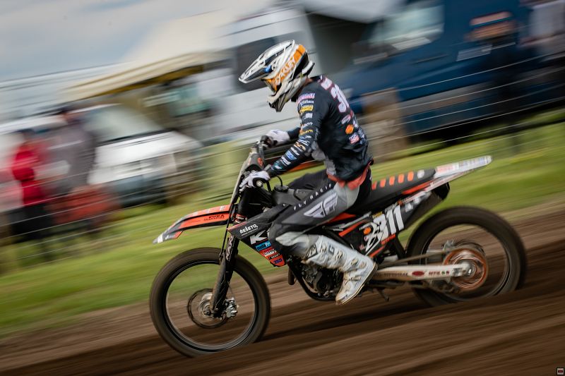 img_motocross_1081.jpg