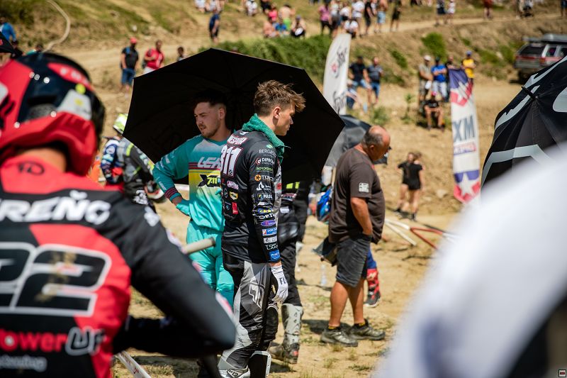 img_motocross_1194.jpg