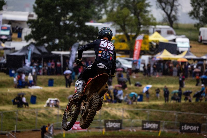 img_motocross_1240.jpg