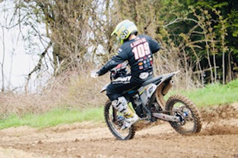 img_motocross_1260.jpg