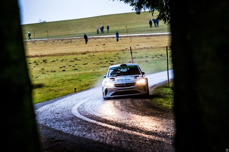 img_rally_0003.jpg