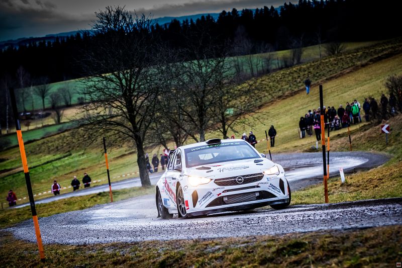 img_rally_0004.jpg