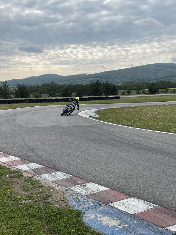 img_supermoto_0060.jpg