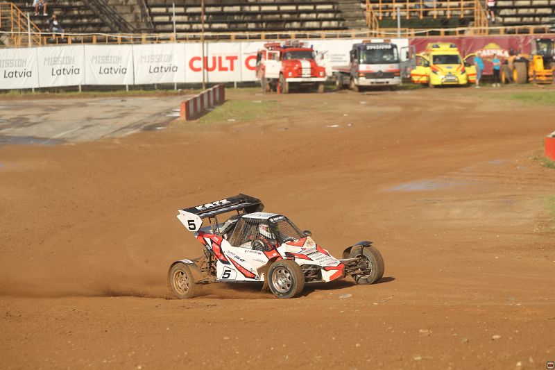 img_autocross_0186.jpg